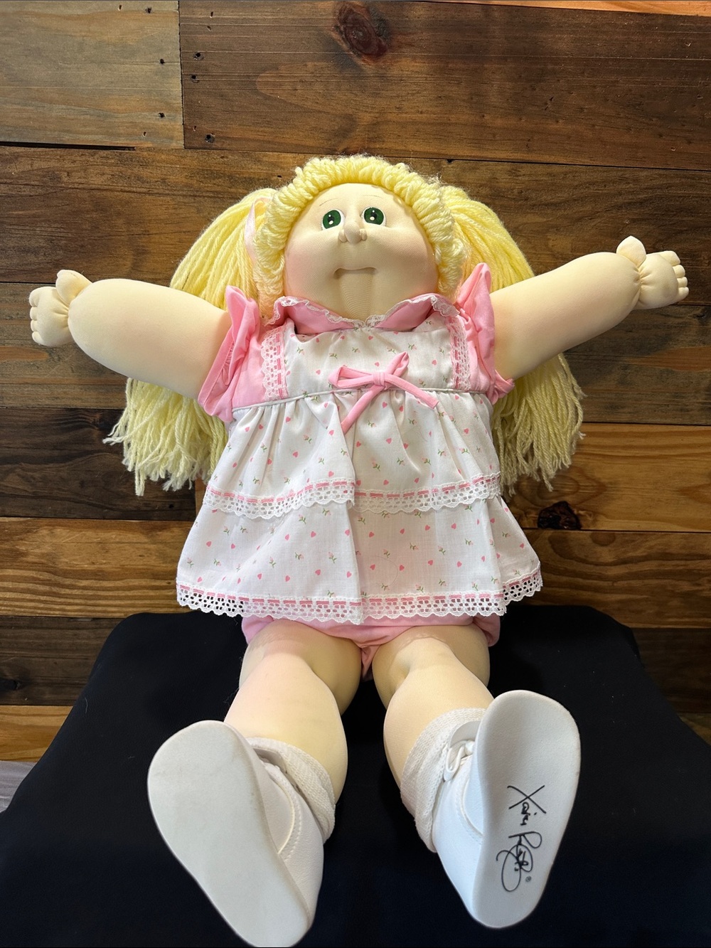 Original Cabbage Patch Little People-soft face, Handpainted-orig clothes. Mint
